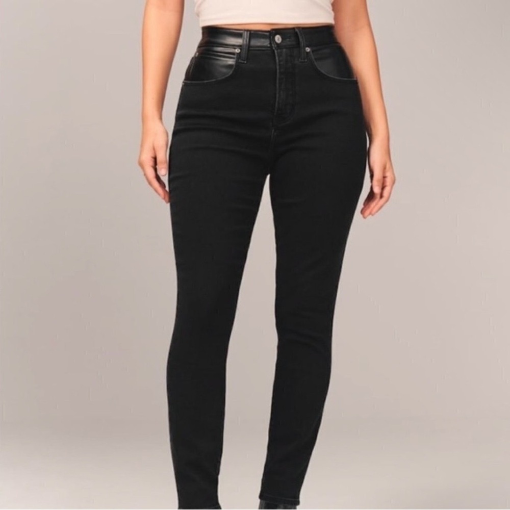 Abercrombie & Fitch Women's Black Jeans with Leather Accents 29/8